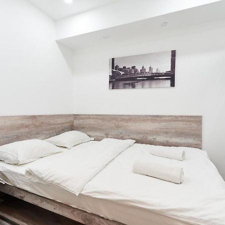 7 Days Hotel Алмати Екстер'єр фото