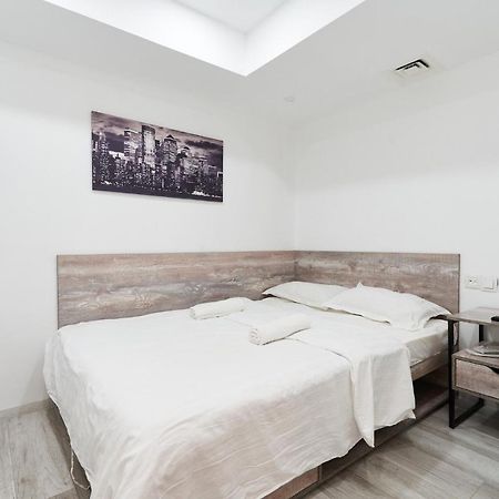 7 Days Hotel Алмати Екстер'єр фото