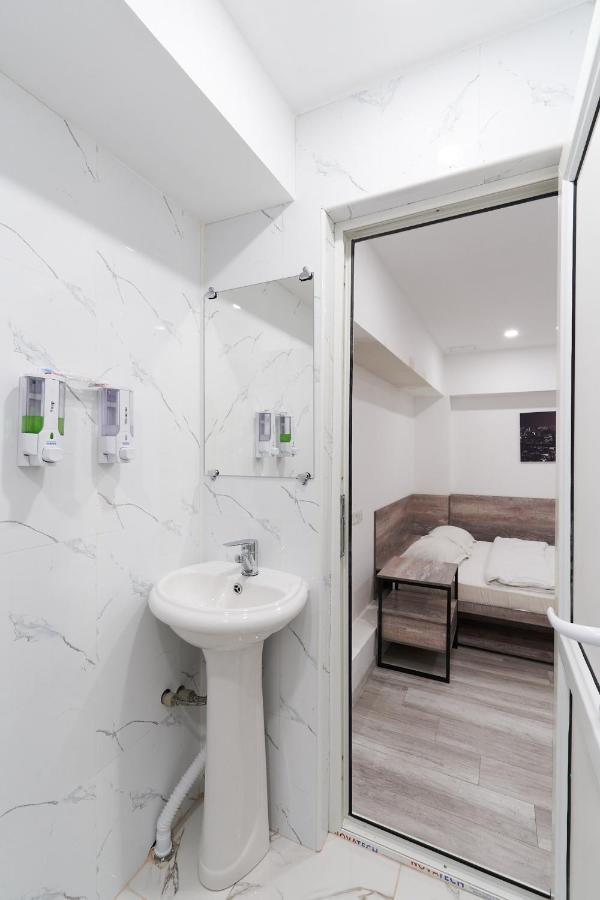 7 Days Hotel Алмати Екстер'єр фото